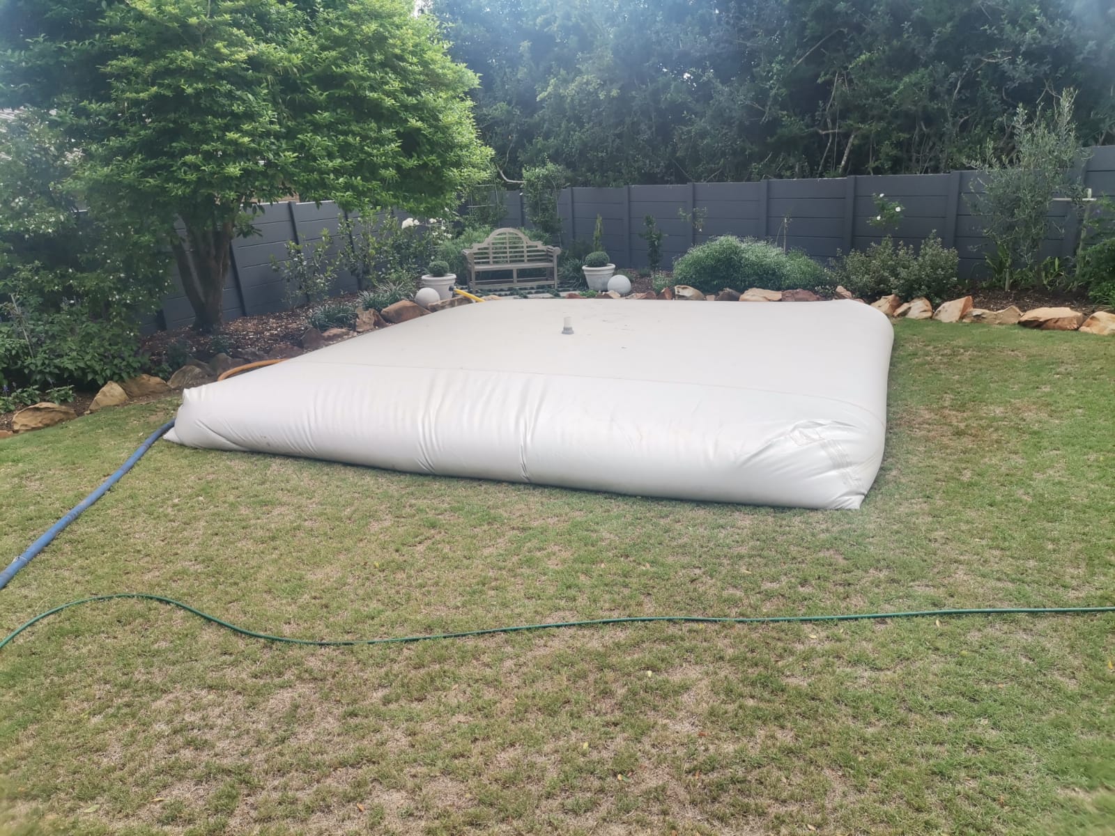 waterbladderrental.co.za 1 waterbladderrental.co.za 1